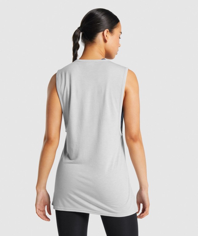 Camiseta Sin Mangas Running Gymshark Entrenamiento Drop Arm Gris Claro | Vokf1piaASb