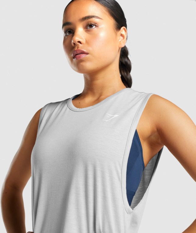 Camiseta Sin Mangas Running Gymshark Entrenamiento Drop Arm Gris Claro | Vokf1piaASb