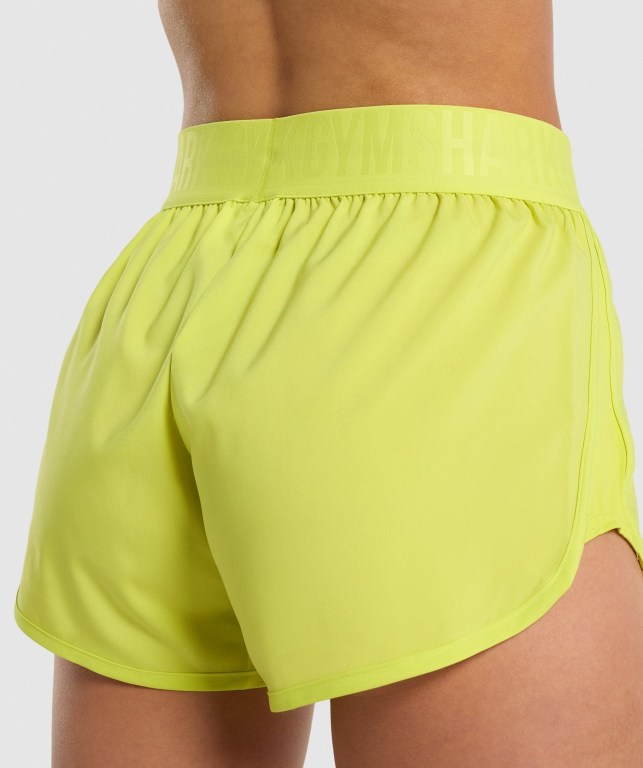 Pantalones Cortos Gymshark Entrenamiento Loose Fit Amarillo | cAyd252AeCt