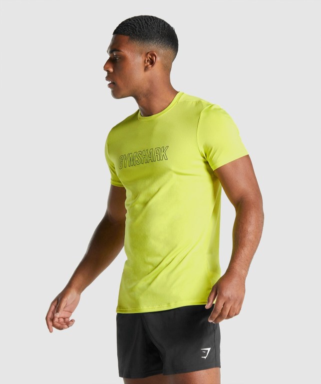 Sudaderas Gymshark Arrival Graphic Amarillo | xXDAUBxrNsK